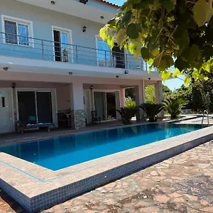 Vieri Apartament Lukovë